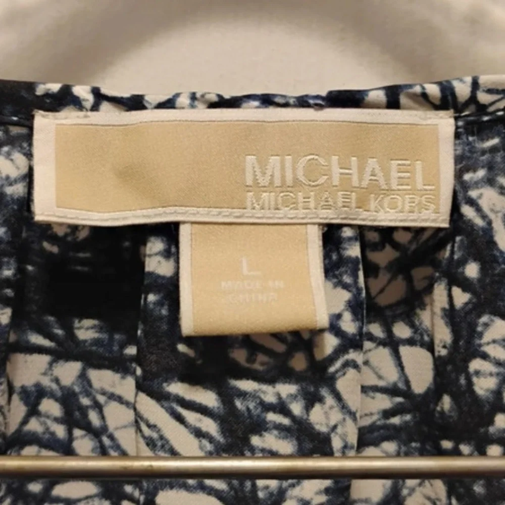 Michael Kors Long Sleeve Abstract Print Blue and White Blouse Size L